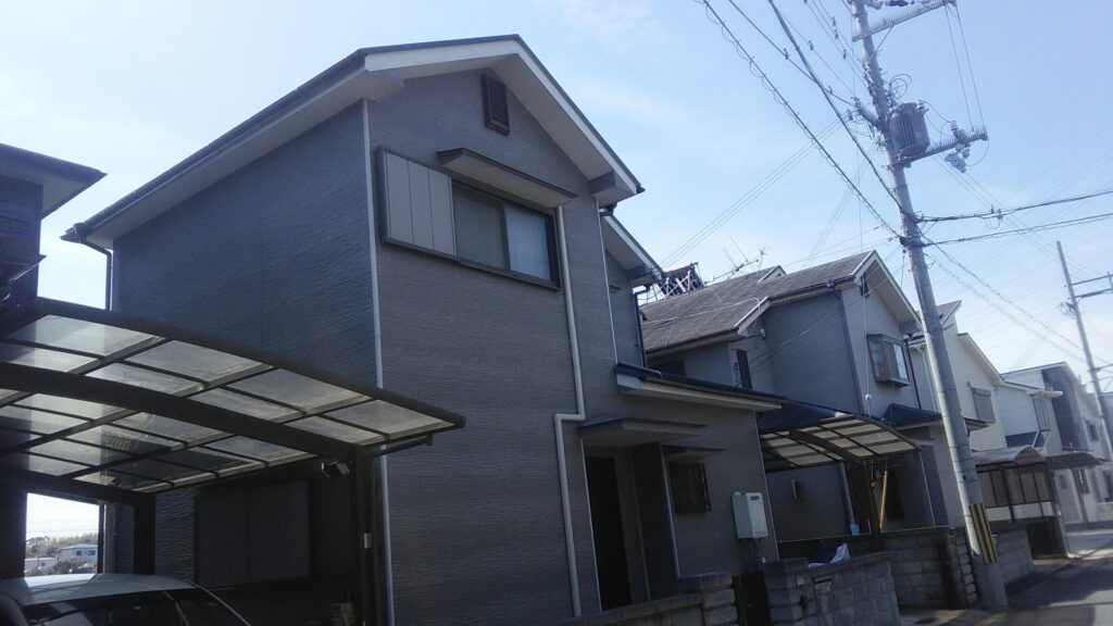 岸和田市 H様邸 外壁・屋根塗装工事の施工前写真