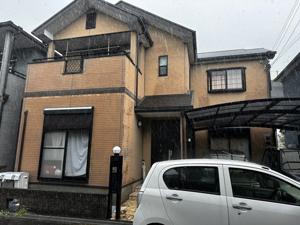 泉佐野市　O様邸　外壁・屋根塗装工事の施工前写真