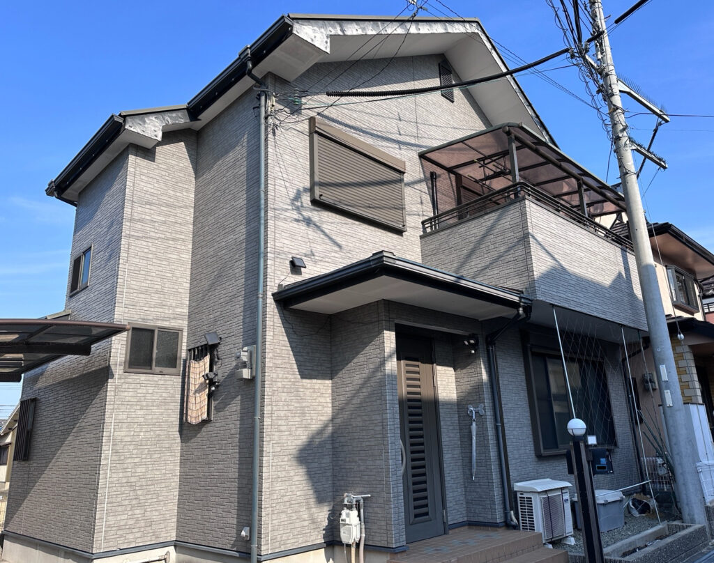 泉佐野市　N様邸　外壁・屋根塗装工事の施工前写真