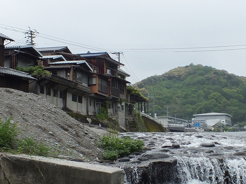 河川周りの住宅