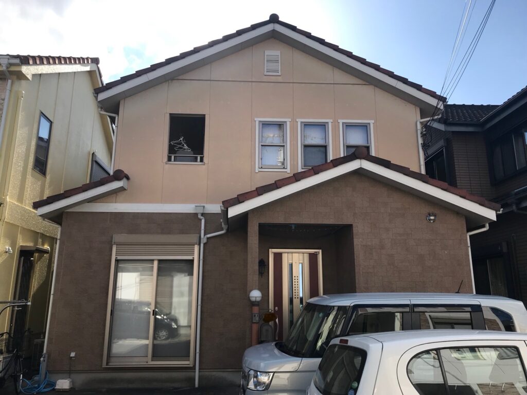 【泉南市】外壁・屋根塗装工事｜ツートンカラーでスタイリッシュに一新！の施工前写真