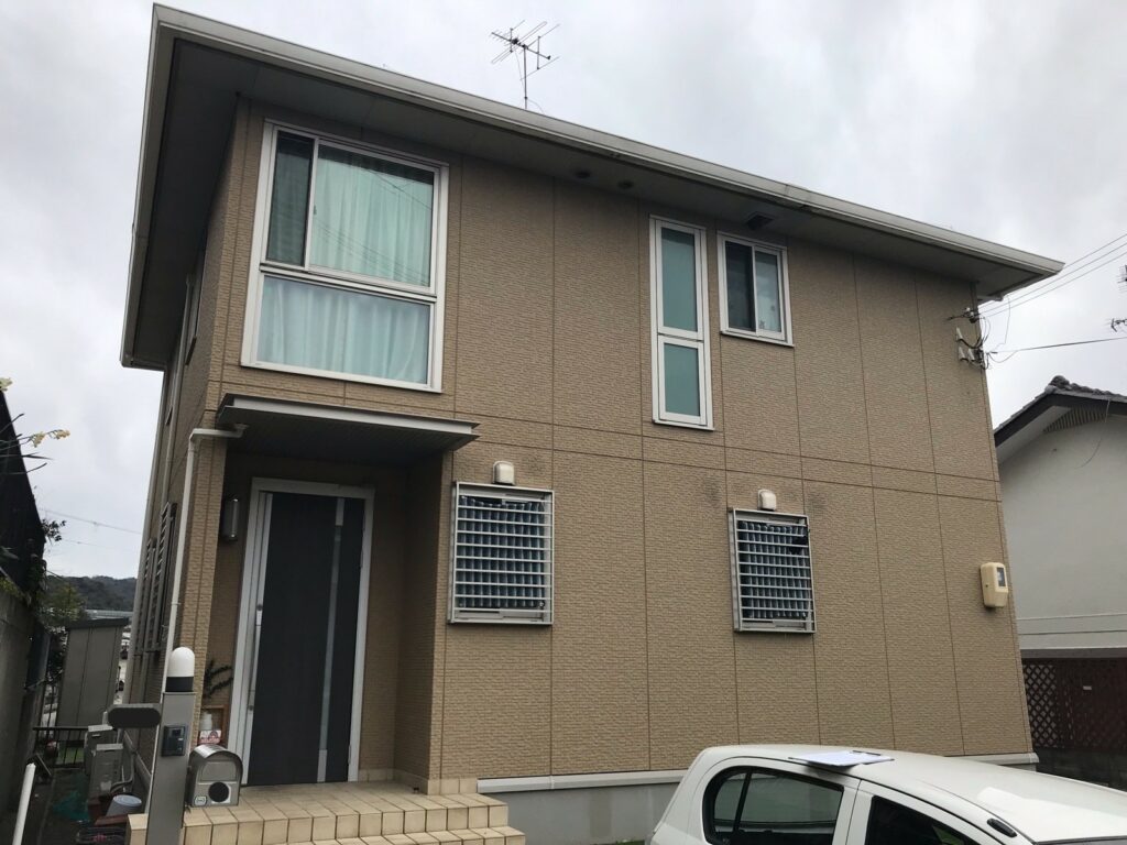 泉南市　M様　外壁屋根塗装の施工前写真