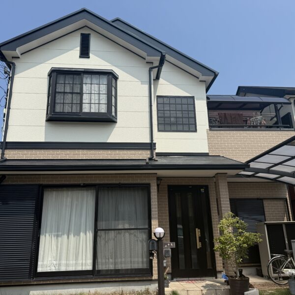 泉南市H様邸｜フッ素塗料ダブルトーン仕上げの外壁塗装と無機屋根塗装事例