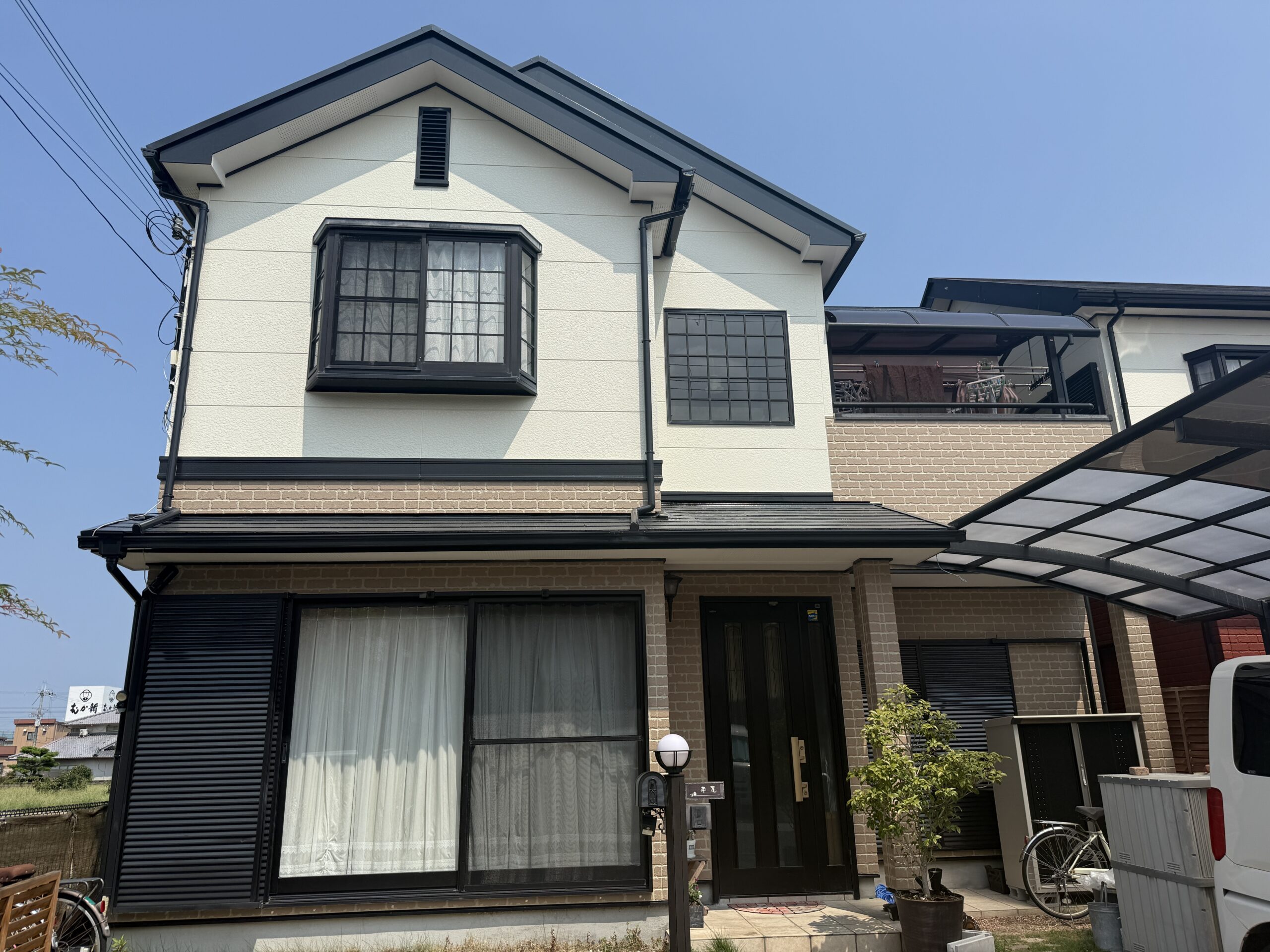 泉南市H様邸｜フッ素塗料ダブルトーン仕上げの外壁塗装と無機屋根塗装事例
