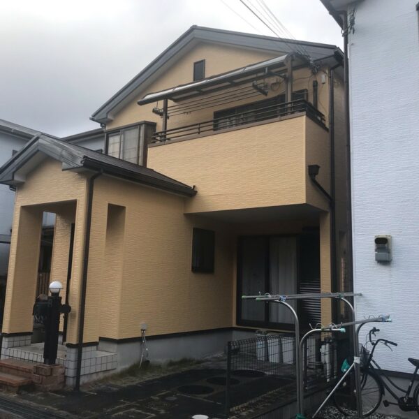 【貝塚市M様邸】屋根下塗り2回で耐久性向上｜外壁・屋根塗装工事
